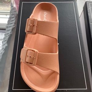 Coral sandals. Cupid brand. New in Box. Size. 9